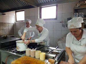 "IMG-69af3edc8363eea32982b4ce355b43a4-V"