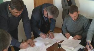 "46350461_2714625228762147_7456585111627104256_n"